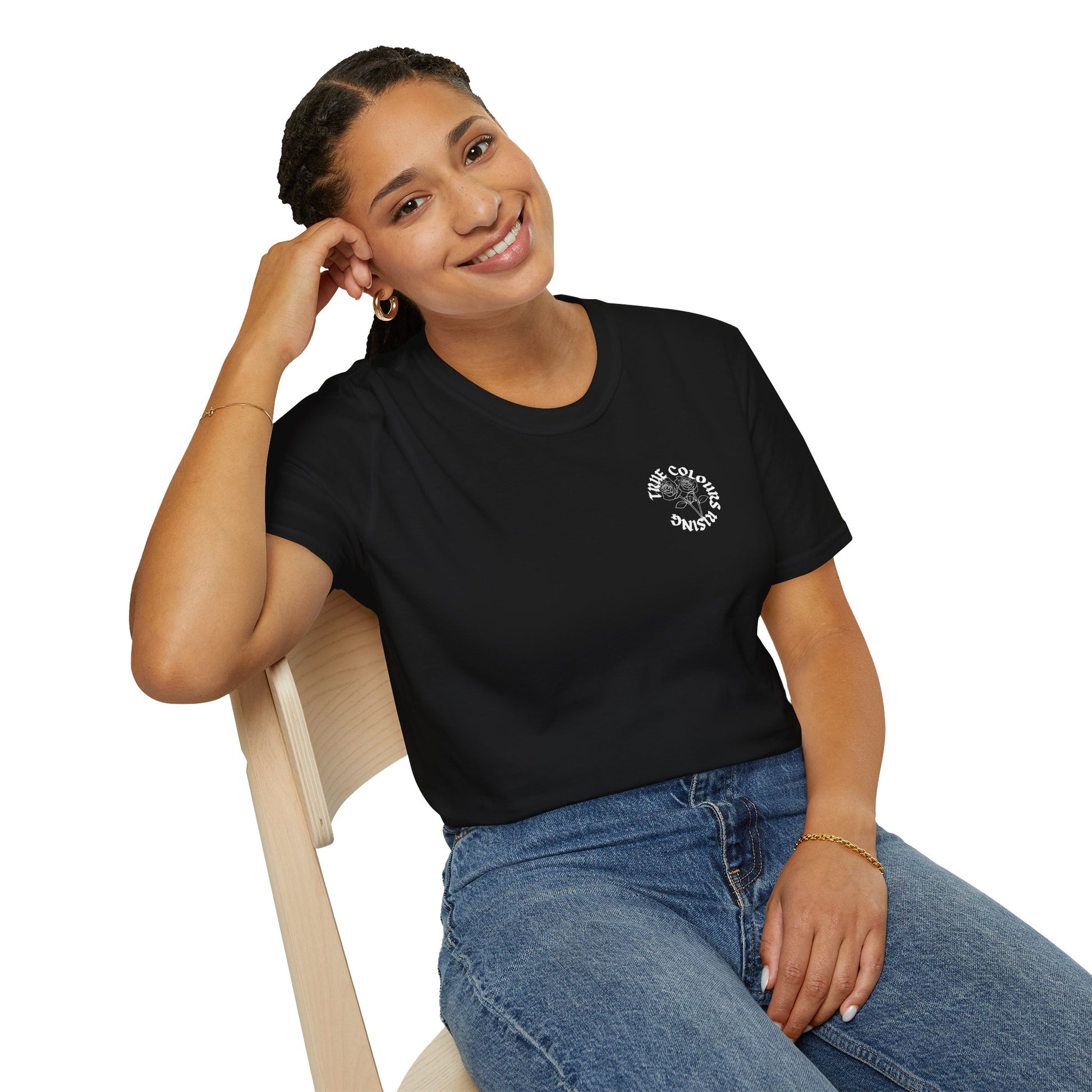 100% cotton black T-shirt with bold skeleton lovers and rose motif

