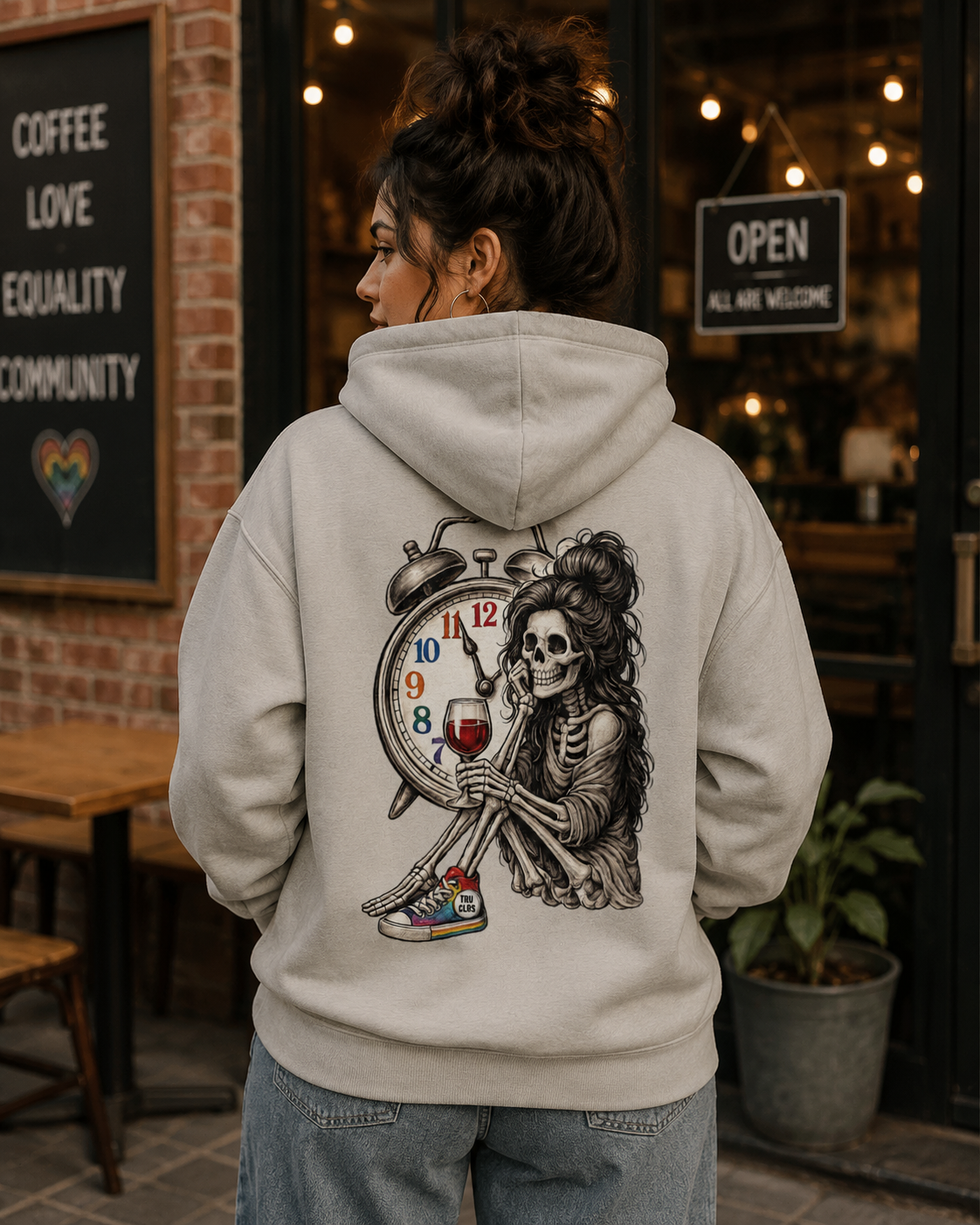 TRUCLRS Vintage Hoodie, premium design, red wine and converse